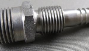 FITTING,1/4MP TO BULKHEAD WITH 1/4BARB,SS